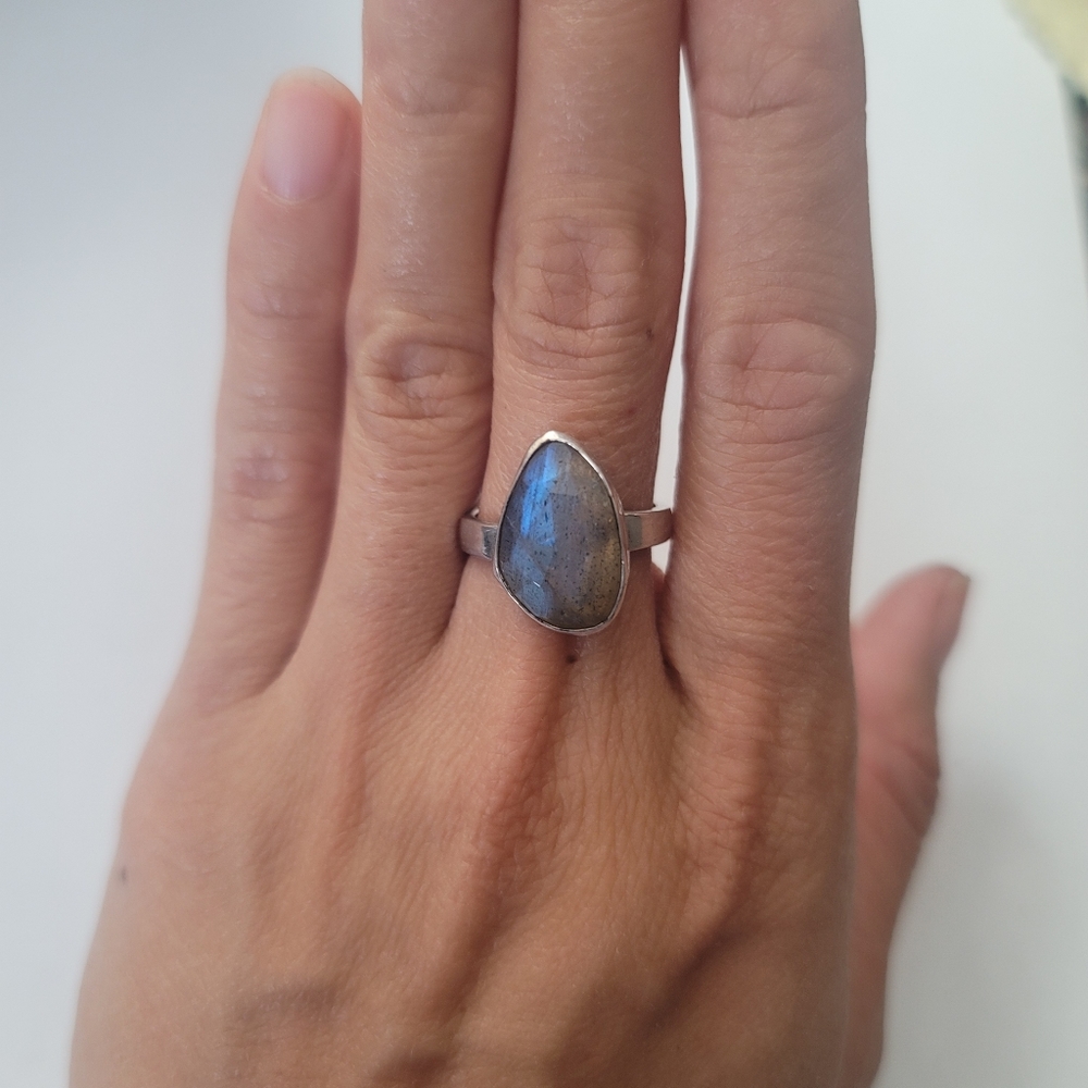Vancrafted - Labradorite Solitaire Ring - Size 6